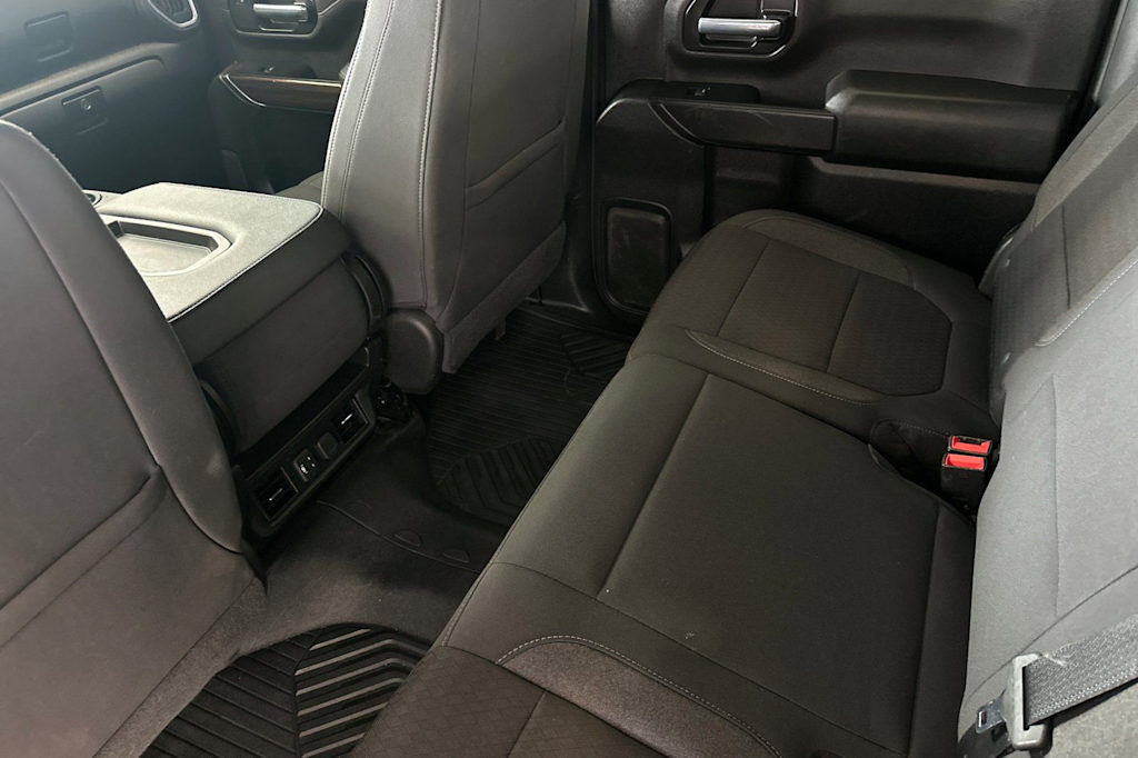 Thumbnail: 2022 Chevrolet Silverado 3500 - 11