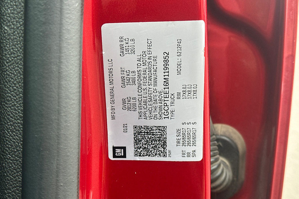 Thumbnail: 2021 Chevrolet Colorado - 15