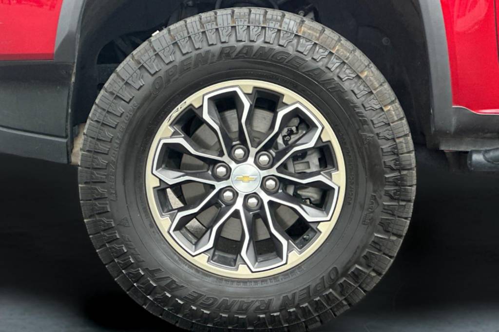 Thumbnail: 2021 Chevrolet Colorado - 6