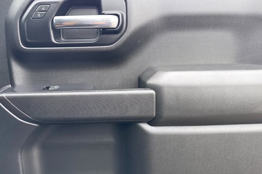 Thumbnail: 2019 Chevrolet Silverado 1500 - 22