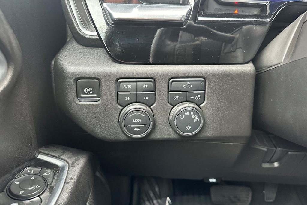 Thumbnail: 2022 Chevrolet Silverado 1500 - 30