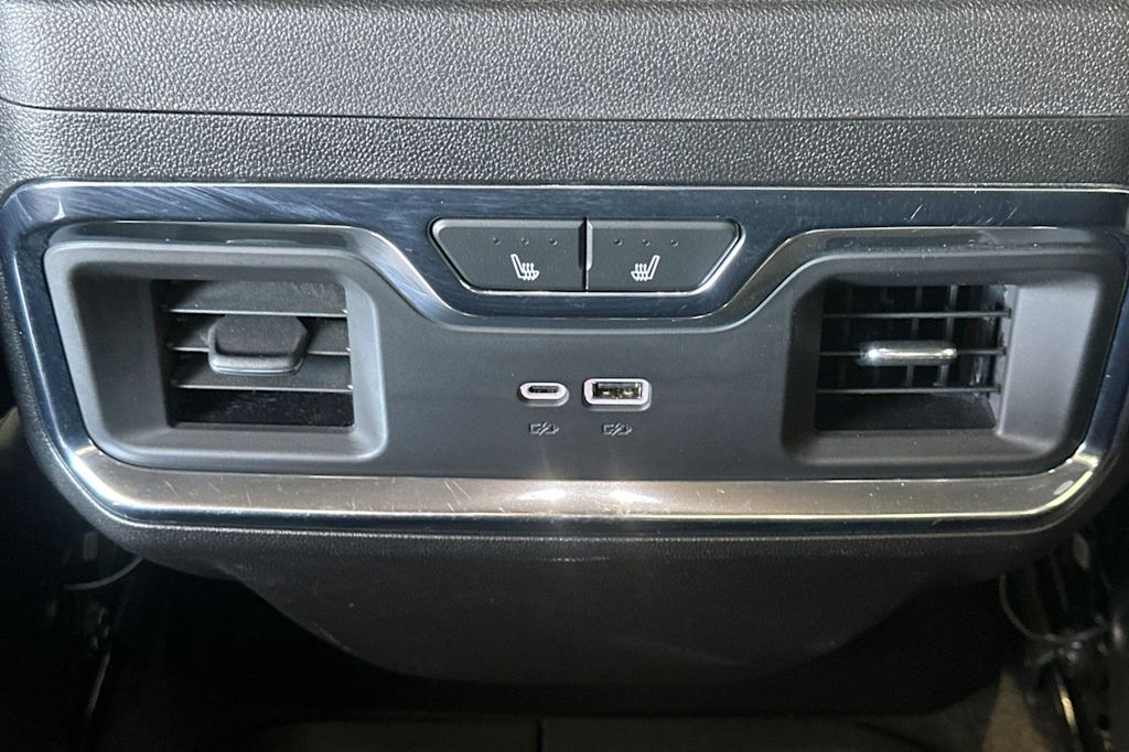 Thumbnail: 2024 Chevrolet Silverado 1500 - 22
