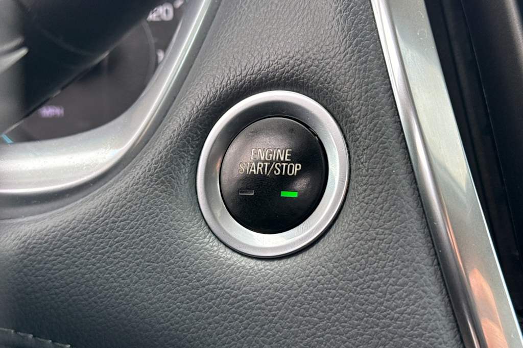 Thumbnail: 2021 Chevrolet Traverse - 29