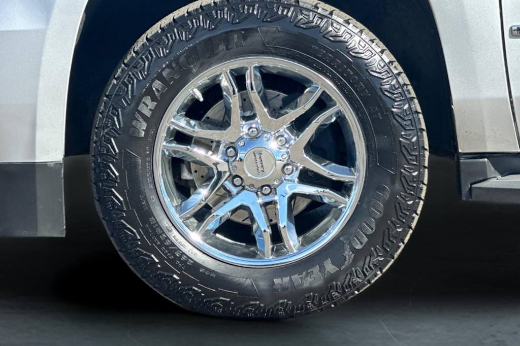 Thumbnail: 2020 Chevrolet Tahoe - 7