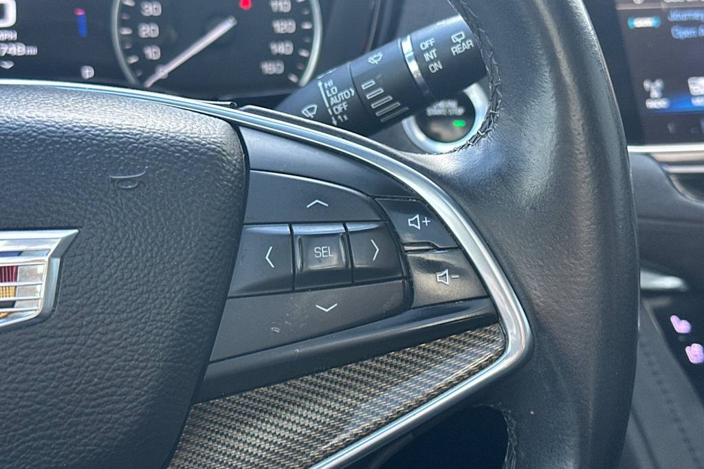 Thumbnail: 2017 Cadillac XT5 - 30