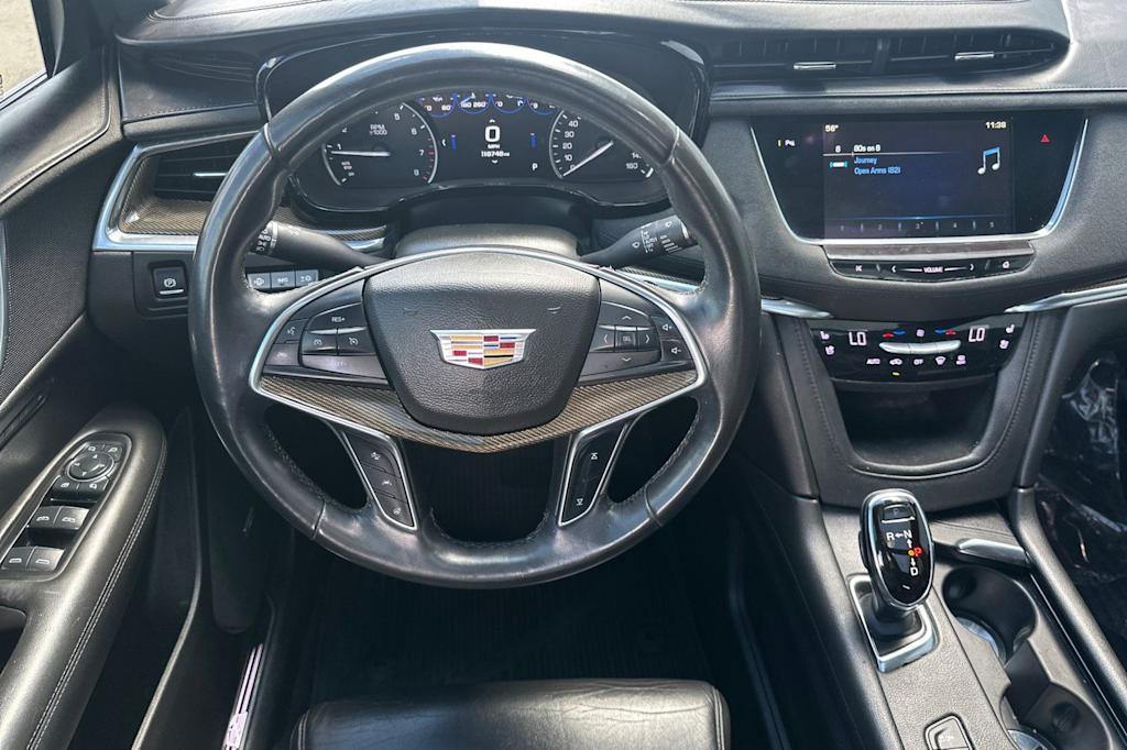 Thumbnail: 2017 Cadillac XT5 - 10