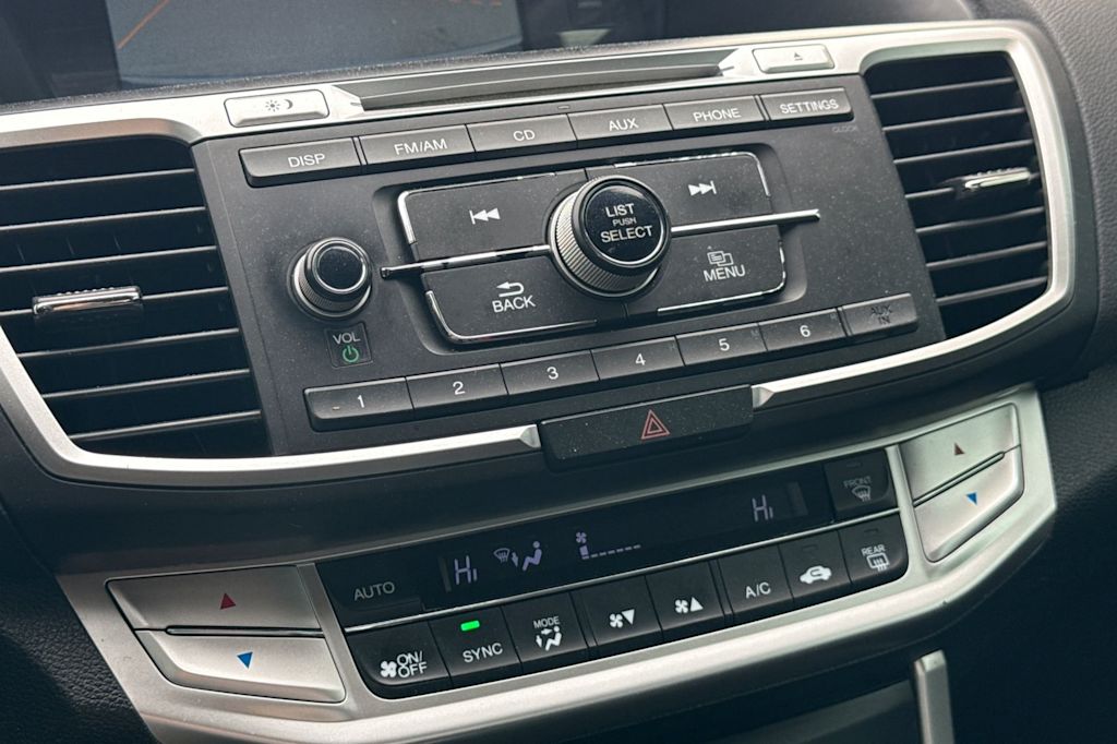 Thumbnail: 2015 Honda Accord - 24