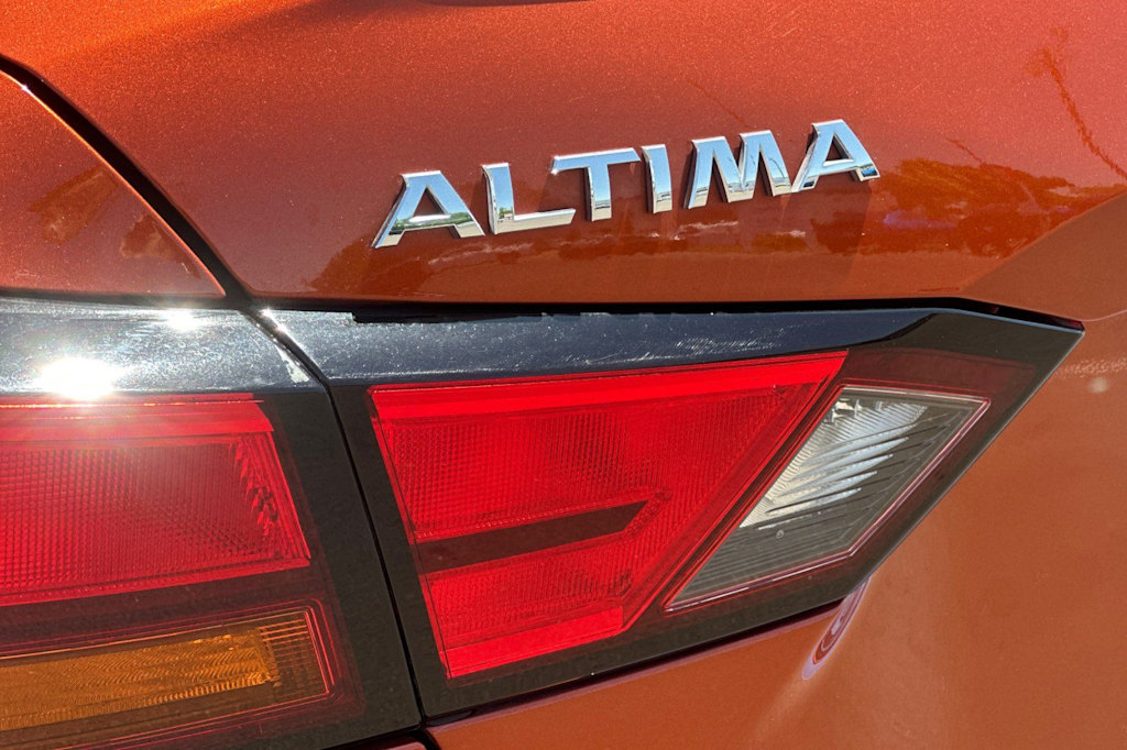 Thumbnail: 2021 Nissan Altima - 30