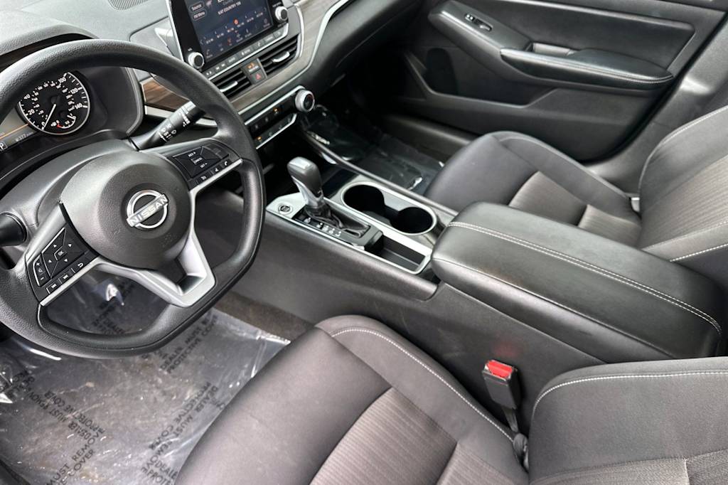 Thumbnail: 2024 Nissan Altima - 8