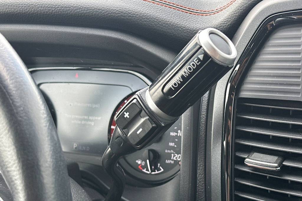 Thumbnail: 2024 Nissan Titan - 26