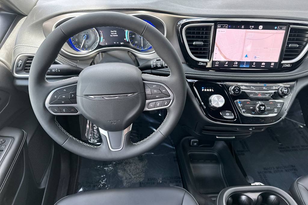 Thumbnail: 2027 Chrysler Pacifica - 11
