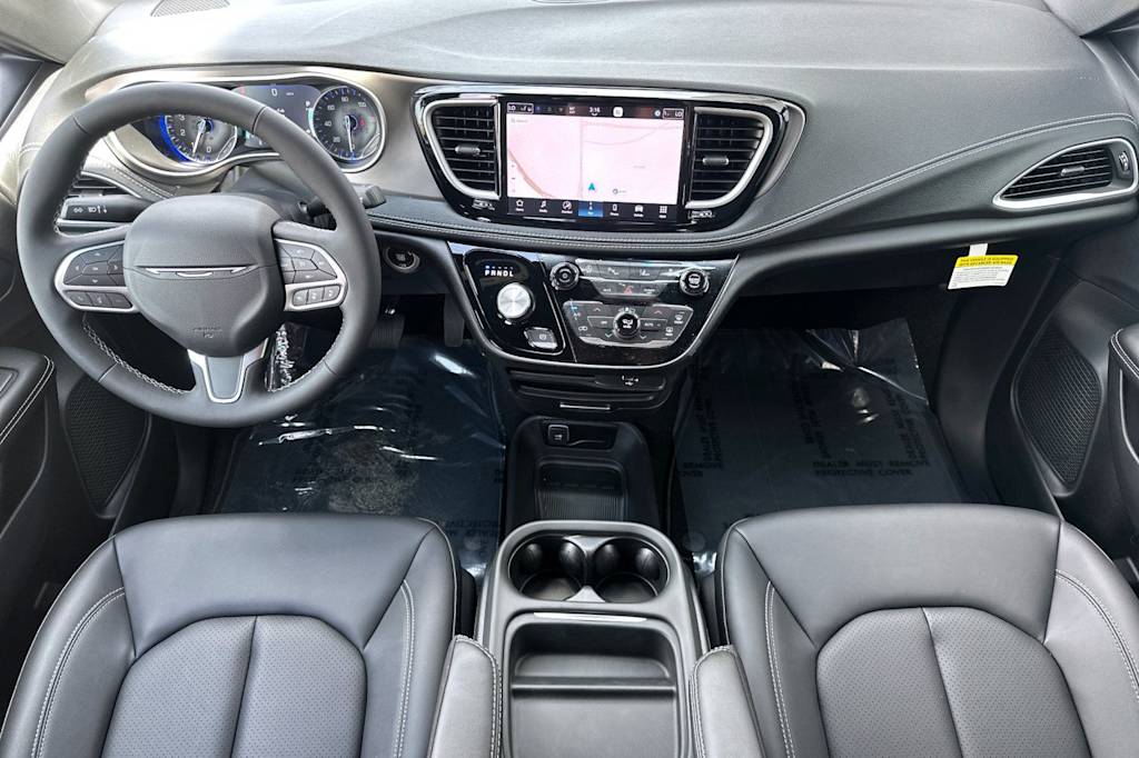 Thumbnail: 2027 Chrysler Pacifica - 2
