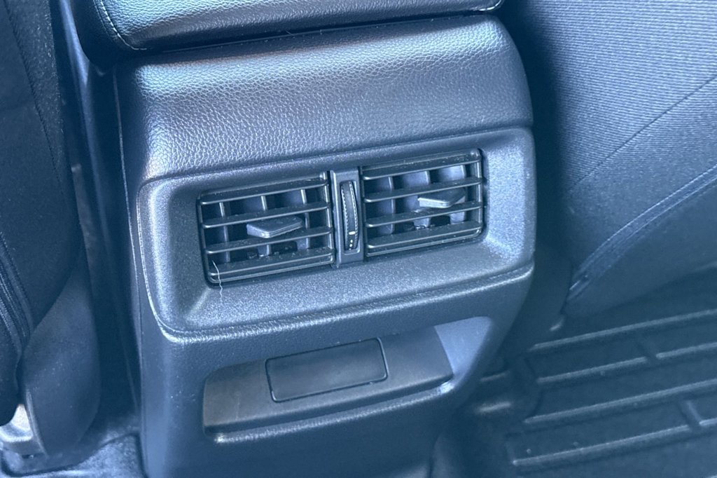 Thumbnail: 2023 Honda CR-V - 23