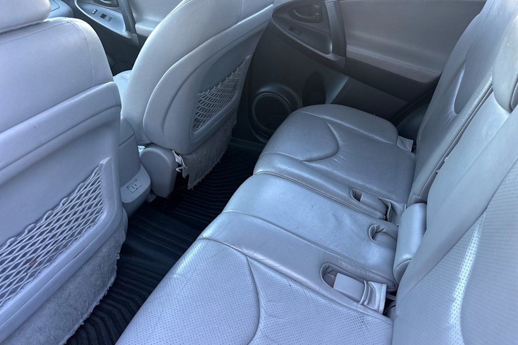Thumbnail: 2012 Toyota RAV4 - 9