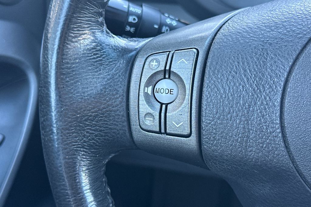 Thumbnail: 2012 Toyota RAV4 - 27