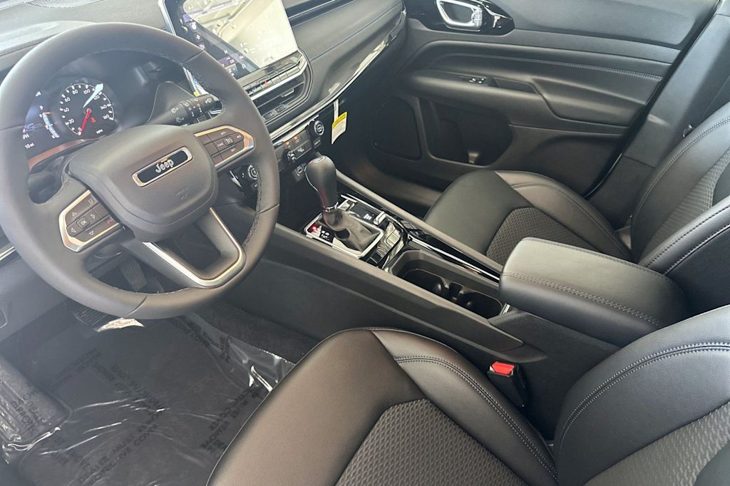 Thumbnail: 2026 Jeep Compass - 7