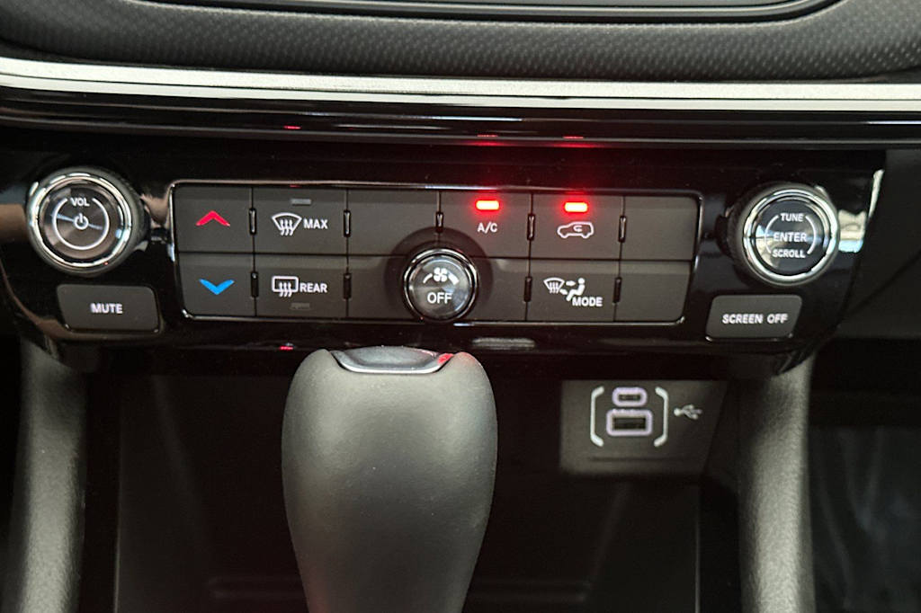 Thumbnail: 2026 Jeep Compass - 25