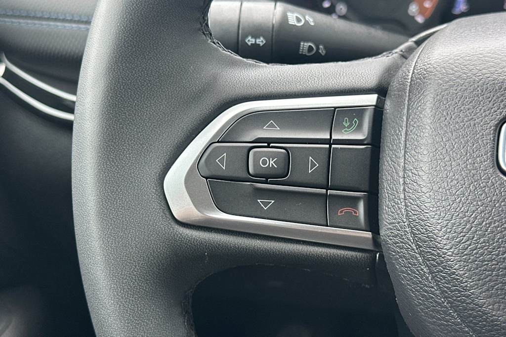 Thumbnail: 2025 Jeep Compass - 29