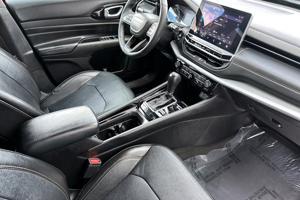 Thumbnail: 2023 Jeep Compass - 10