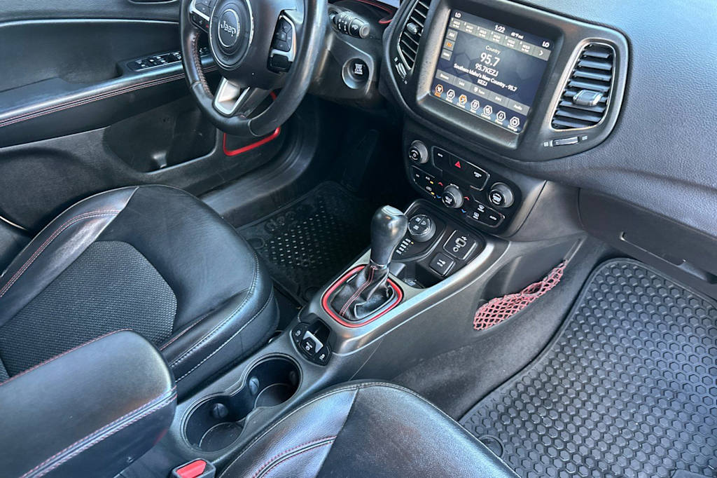 Thumbnail: 2018 Jeep Compass - 6