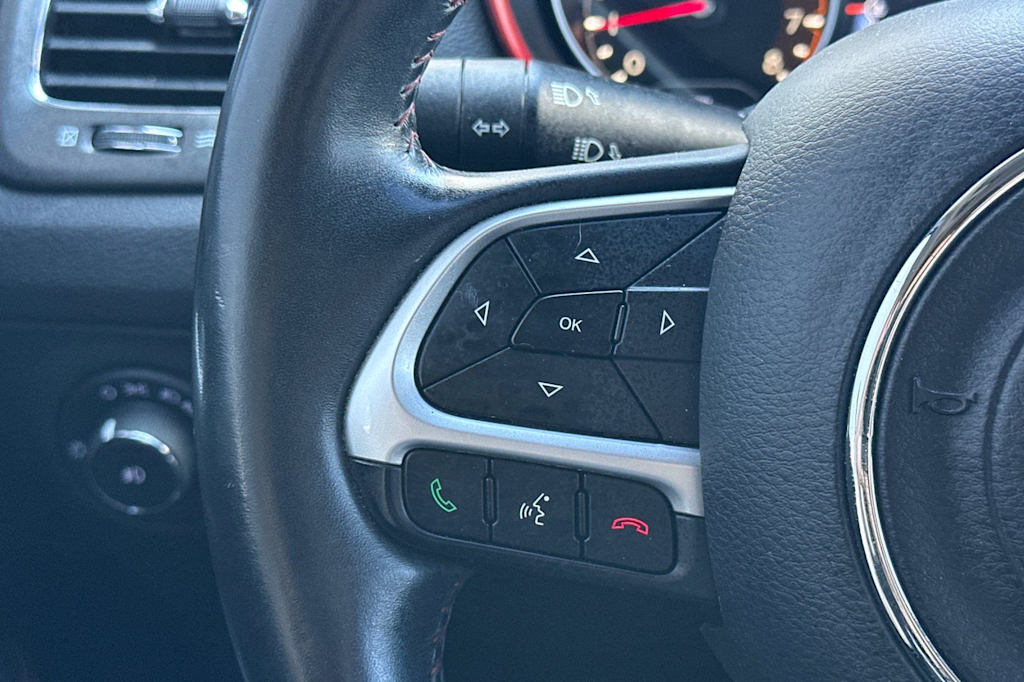 Thumbnail: 2018 Jeep Compass - 28