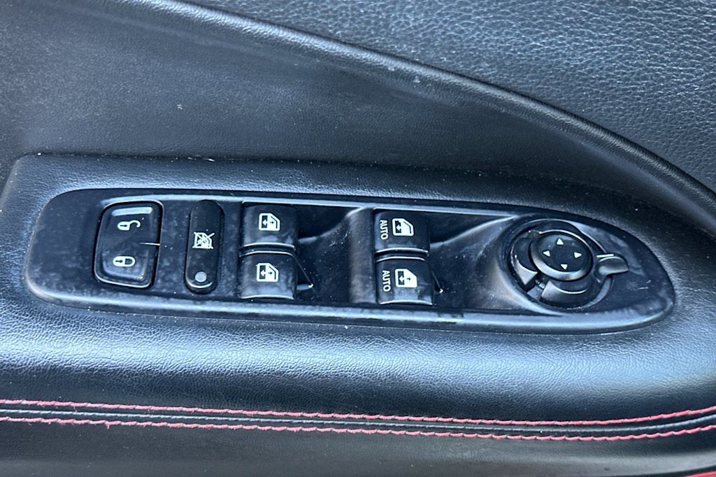 Thumbnail: 2018 Jeep Compass - 23