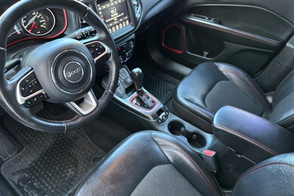 Thumbnail: 2018 Jeep Compass - 8