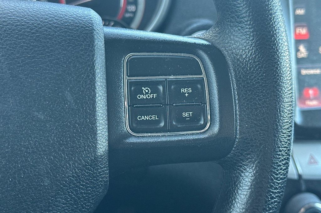 Thumbnail: 2019 Dodge Journey - 29