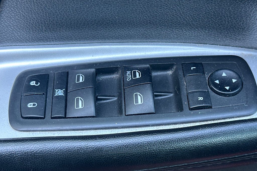 Thumbnail: 2019 Dodge Journey - 22