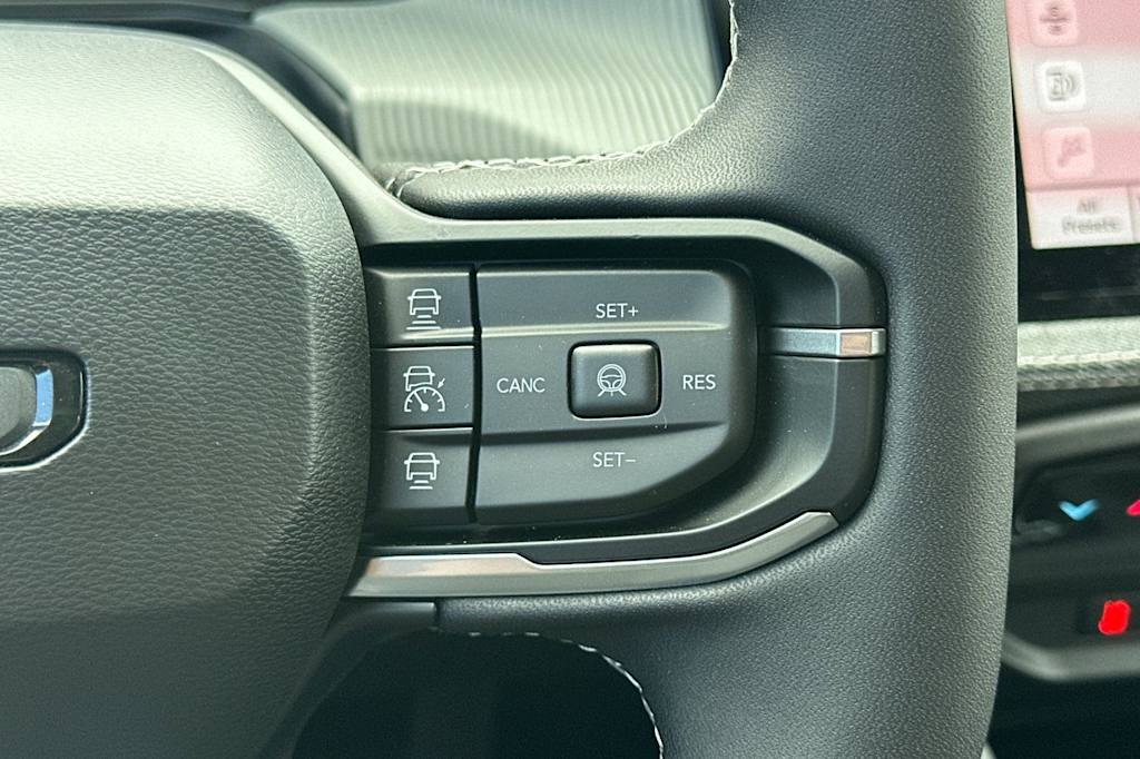 Thumbnail: 2026 Jeep Cherokee - 30