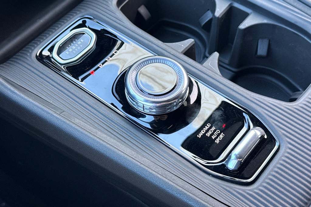 Thumbnail: 2026 Jeep Cherokee - 14