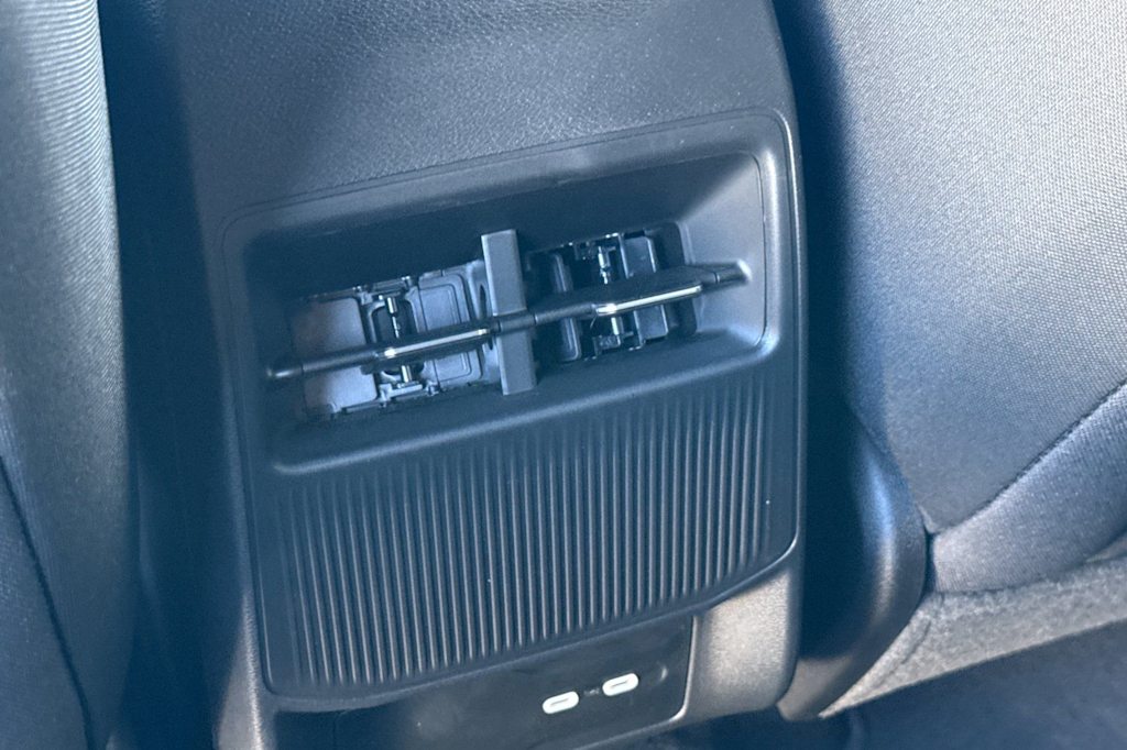 Thumbnail: 2026 Jeep Cherokee - 6
