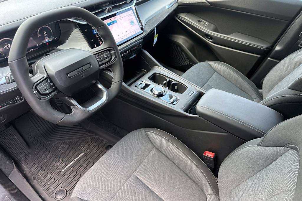 Thumbnail: 2026 Jeep Cherokee - 9
