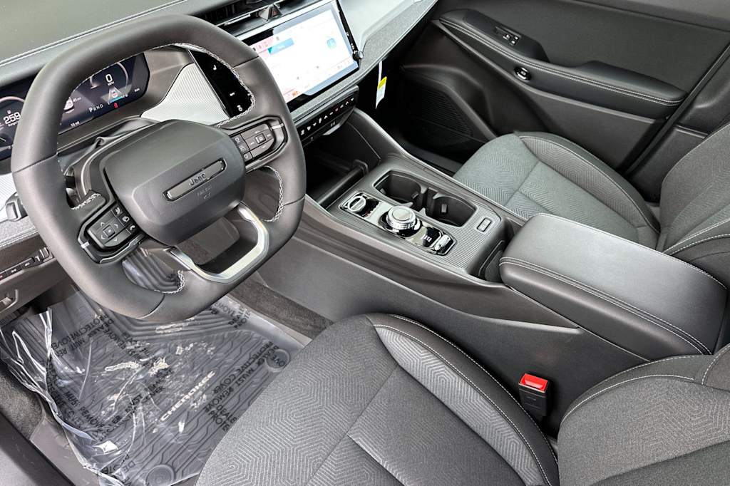 Thumbnail: 2026 Jeep Cherokee - 8