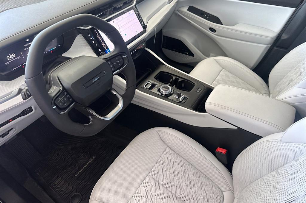 Thumbnail: 2026 Jeep Cherokee - 8