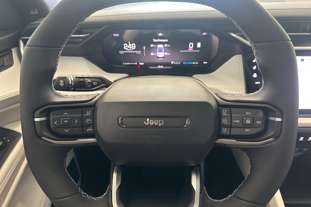 Thumbnail: 2026 Jeep Cherokee - 29