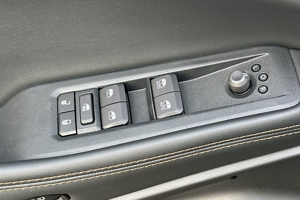 Thumbnail: 2026 Jeep Cherokee - 21