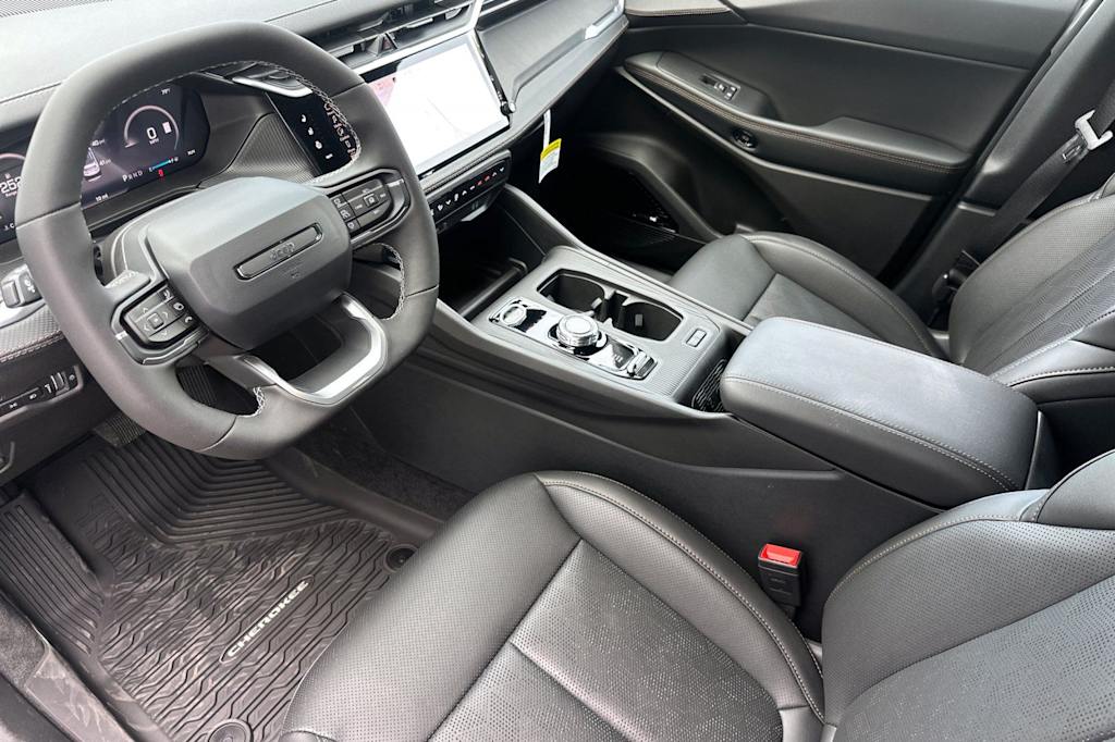 Thumbnail: 2026 Jeep Cherokee - 8
