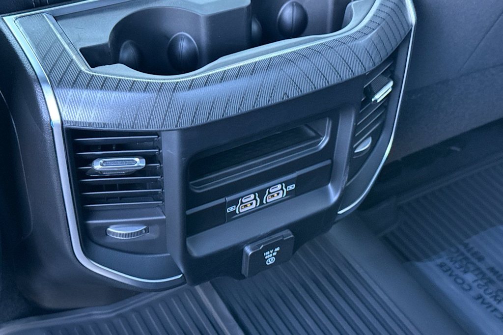 2026 RAM 3500 Big Horn - Photo 21