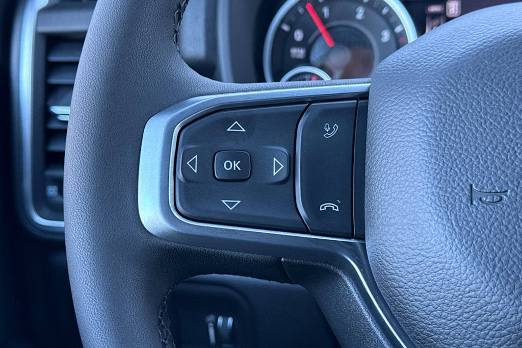 2026 RAM 3500 Big Horn - Photo 28