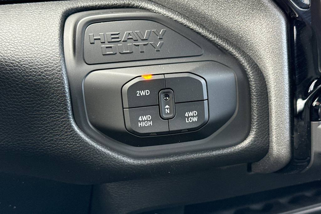 Thumbnail: 2026 RAM 2500 - 33