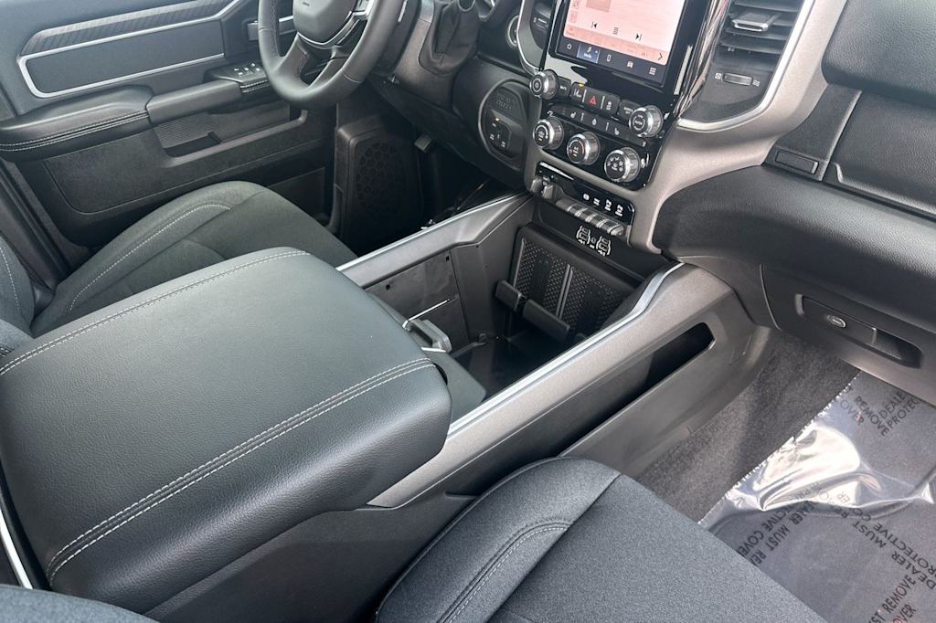 Thumbnail: 2026 RAM 3500 - 8