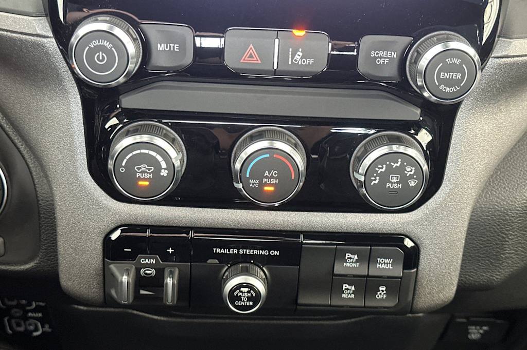 Thumbnail: 2026 RAM 1500 - 24