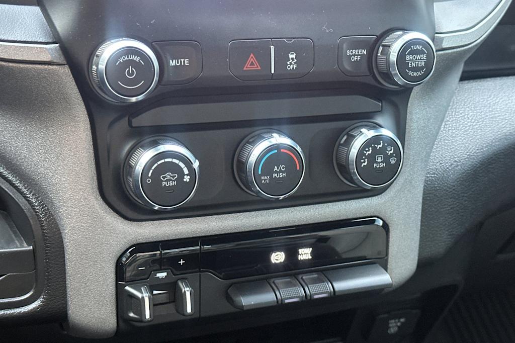 Thumbnail: 2024 RAM 2500 - 24