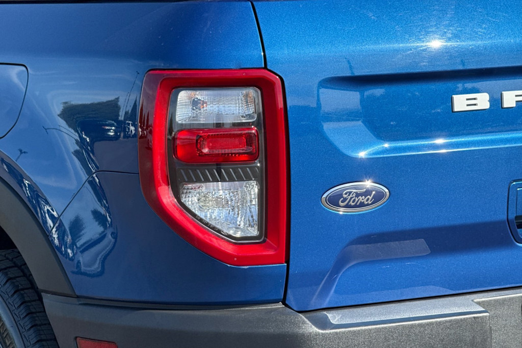 Thumbnail: 2024 Ford Bronco Sport - 32