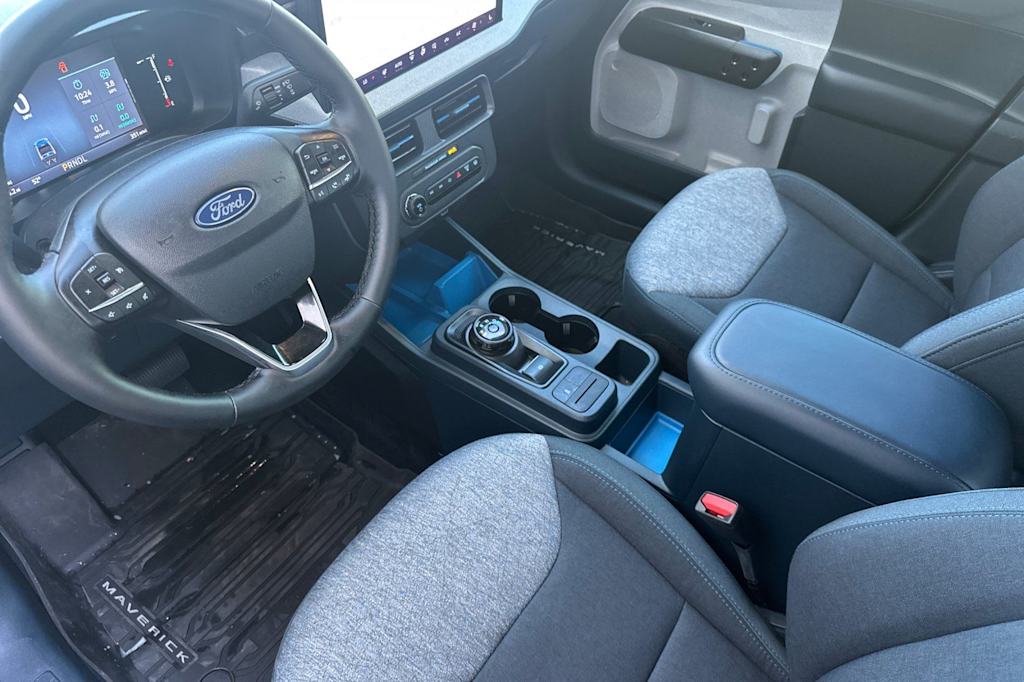 Thumbnail: 2025 Ford Maverick - 8