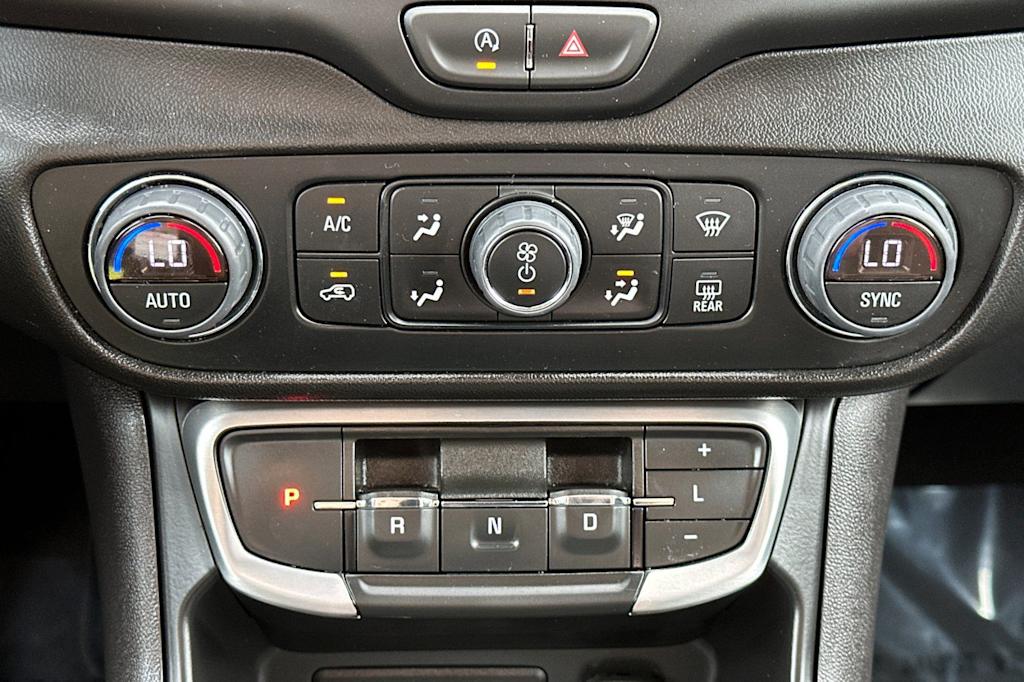 Thumbnail: 2024 GMC Terrain - 25