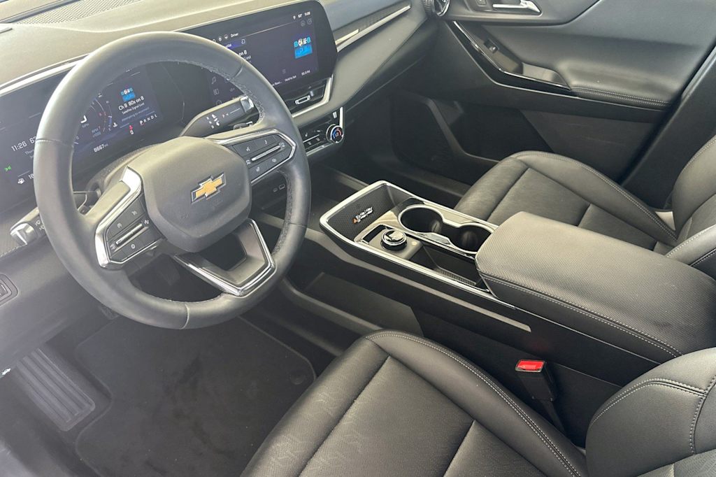 Thumbnail: 2026 Chevrolet Equinox - 8