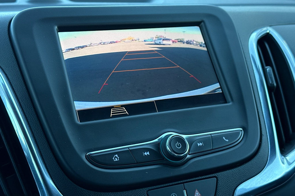 Thumbnail: 2023 Chevrolet Equinox - 25