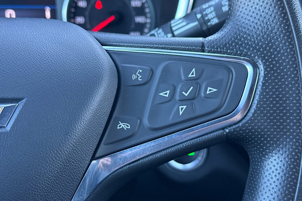 Thumbnail: 2023 Chevrolet Equinox - 30